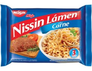 Macarrão instantâneo Nissin carne 85g.